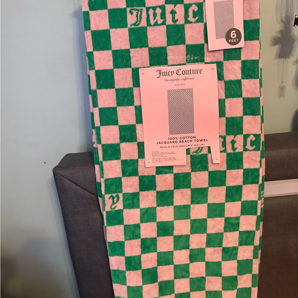 Juicy Couture Pink and Green Checkered Towel - Picture 3 of 6